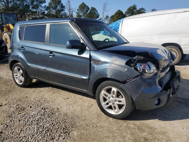 2011 KIA Soul +