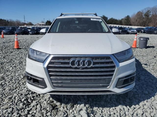 2018 Audi Q7 Prestige