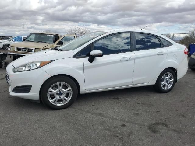 2015 Ford Fiesta SE