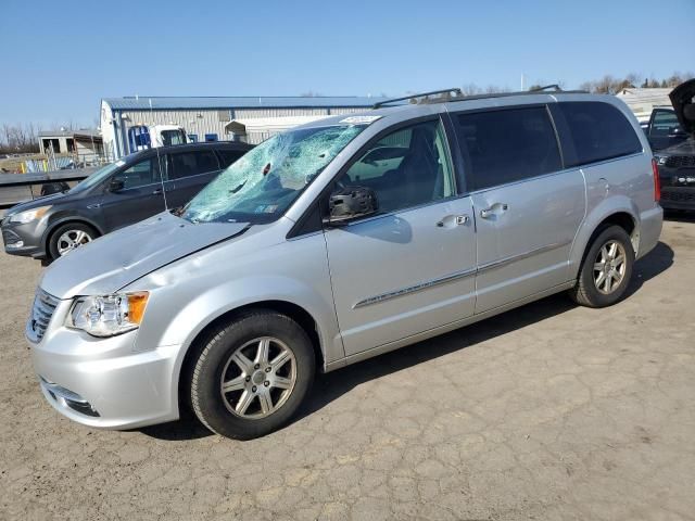 2012 Chrysler Town & Country Touring