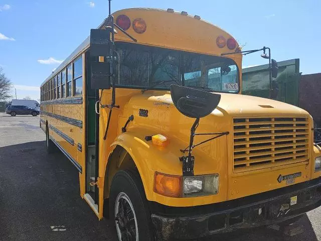 1995 International 3000 3800