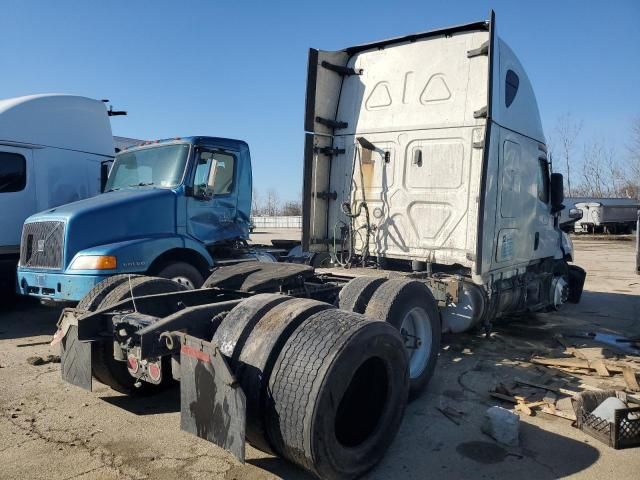 2021 Freightliner Cascadia Semi Truck