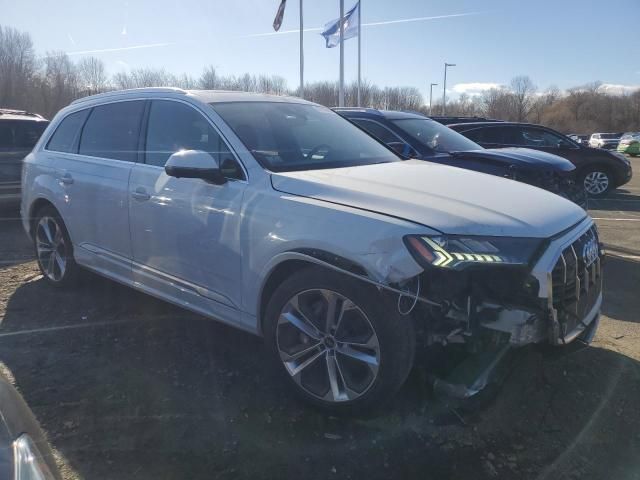 2021 Audi Q7 Prestige