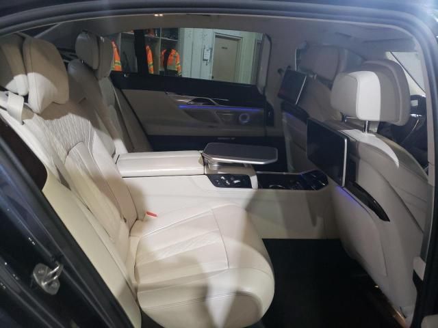 2016 BMW 750 XI