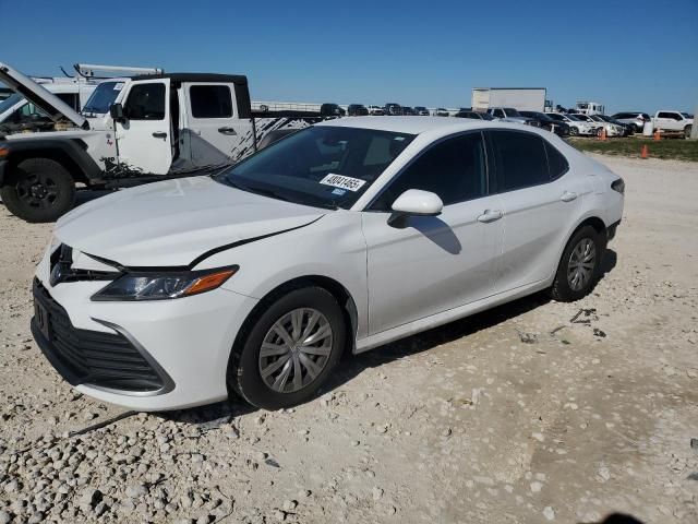 2022 Toyota Camry LE