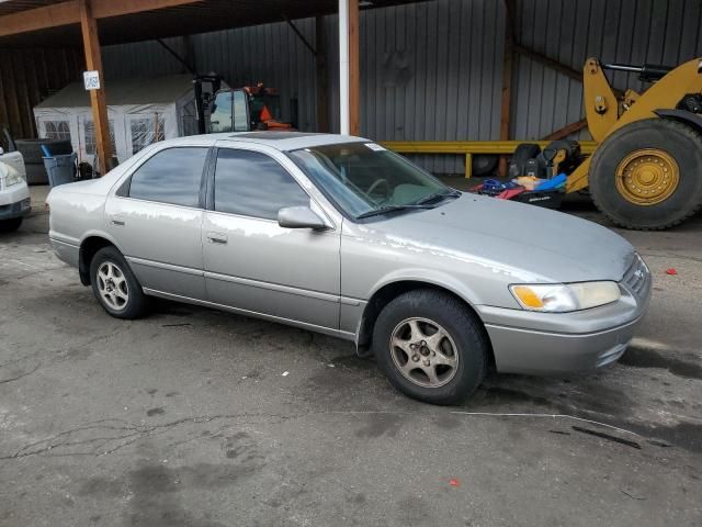 1999 Toyota Camry LE