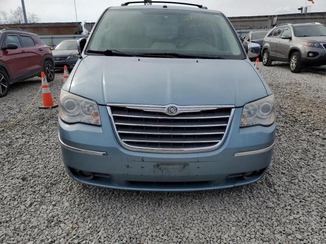 2008 Chrysler Town & Country Limited