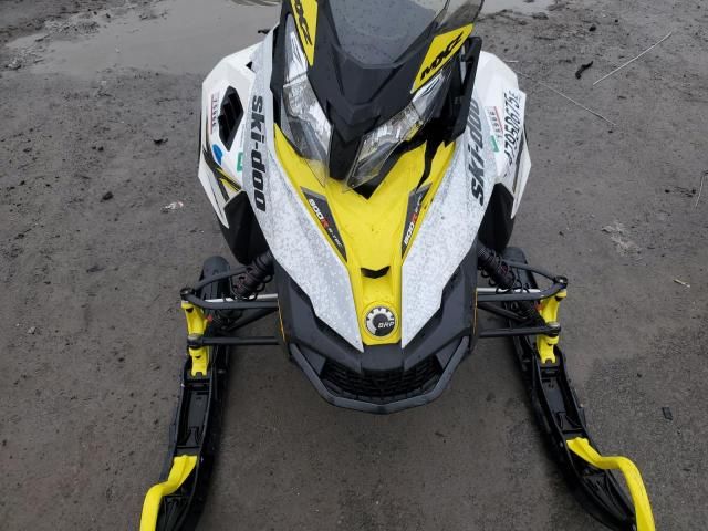 2016 Skidoo 2016 Skidoo REV