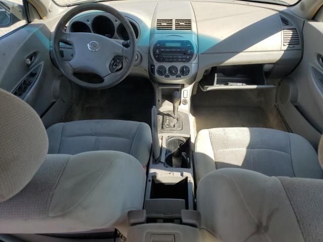 2004 Nissan Altima Base