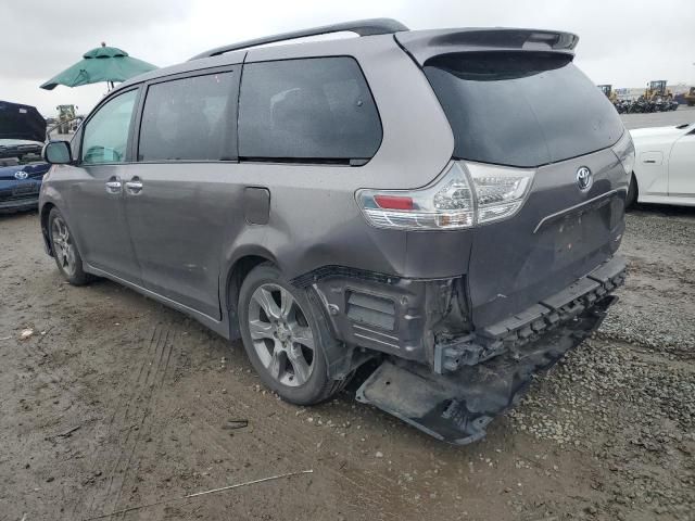 2014 Toyota Sienna Sport