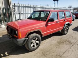 Salvage cars for sale at Fort Wayne, IN auction: 1998 Jeep Cherokee SE