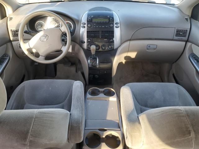 2006 Toyota Sienna CE