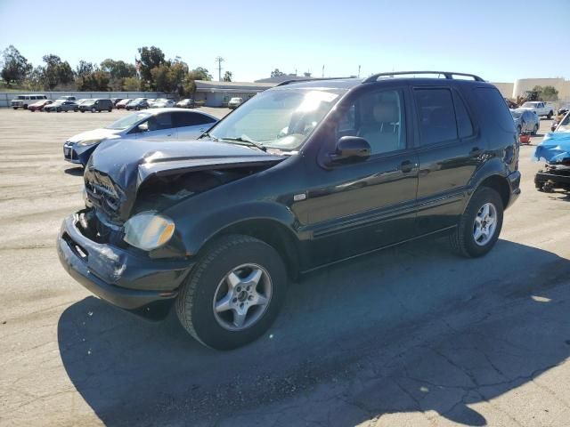 2001 Mercedes-Benz ML 320