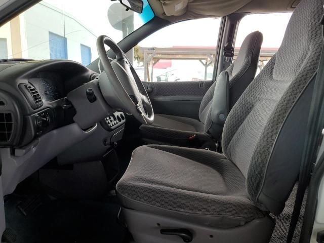 2000 Dodge Grand Caravan SE