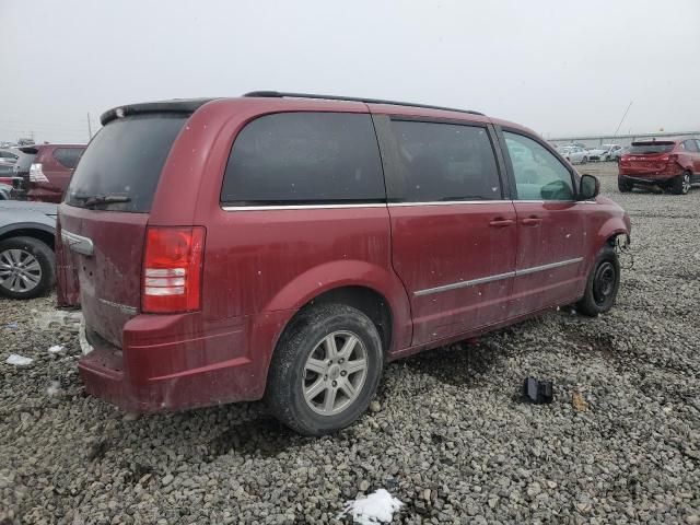 2010 Chrysler Town & Country Touring