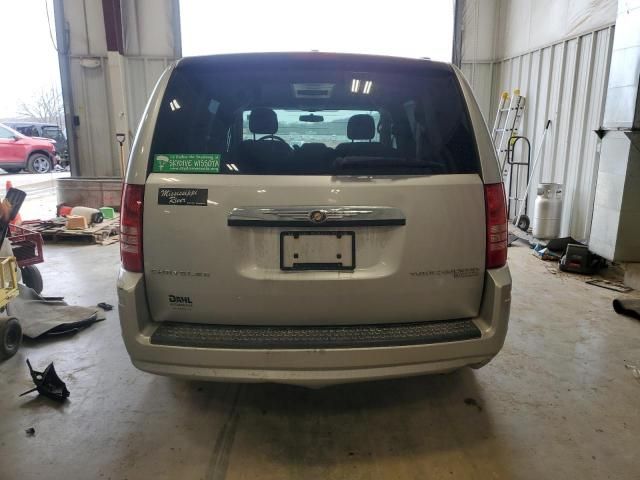 2010 Chrysler Town & Country Touring