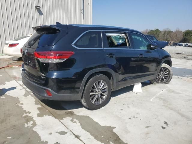 2018 Toyota Highlander SE