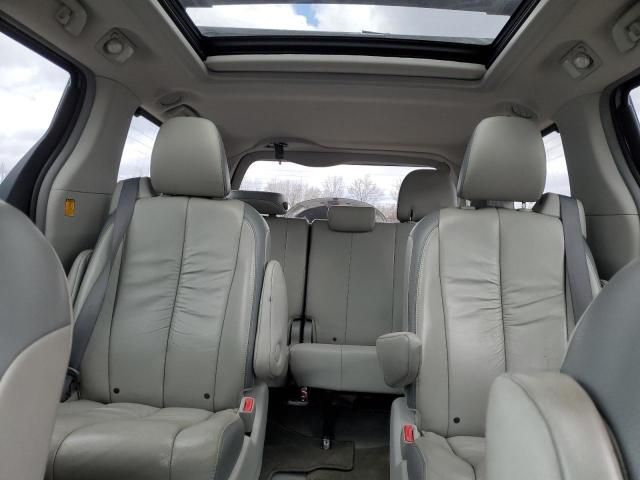 2011 Toyota Sienna XLE