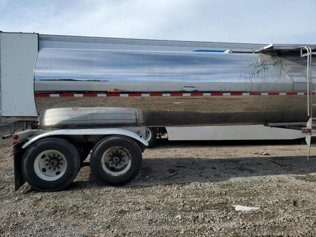 2004 Brenner Tank Trailer