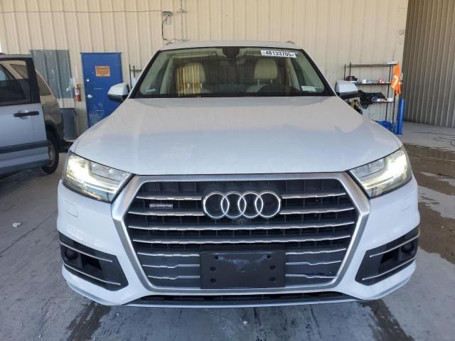 2018 Audi Q7 Prestige