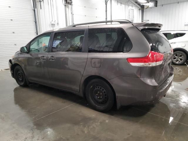 2012 Toyota Sienna LE