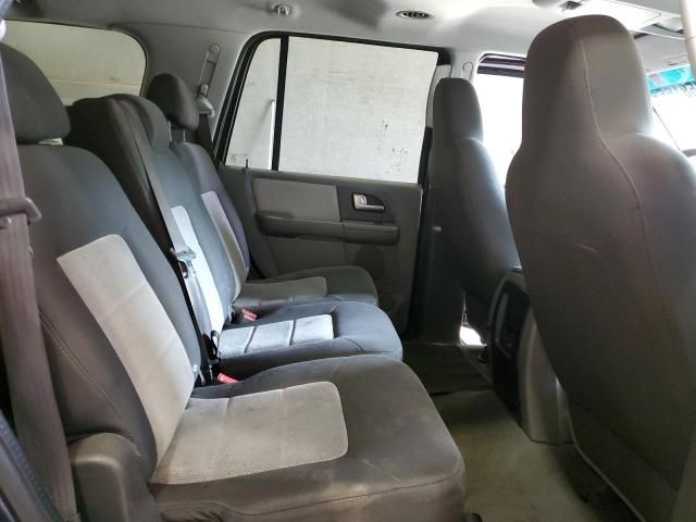 2004 Ford Expedition XLT