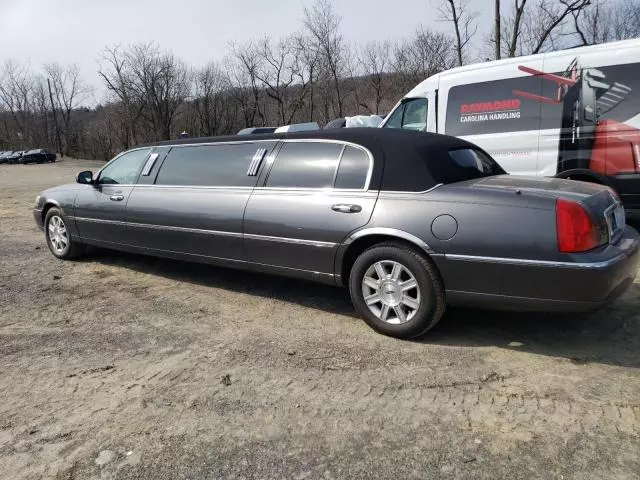 2007 Lincoln Town Car Executive