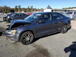 Salvage cars for sale at Exeter, RI auction: 2013 Volkswagen Jetta Base