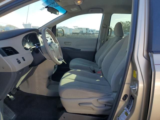 2011 Toyota Sienna