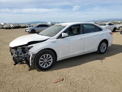 Carros salvage a la venta en subasta: 2016 Toyota Camry Hybrid