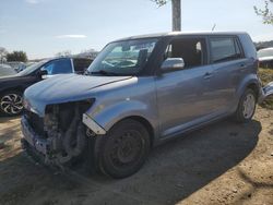 Carros salvage a la venta en subasta: 2011 Scion XB