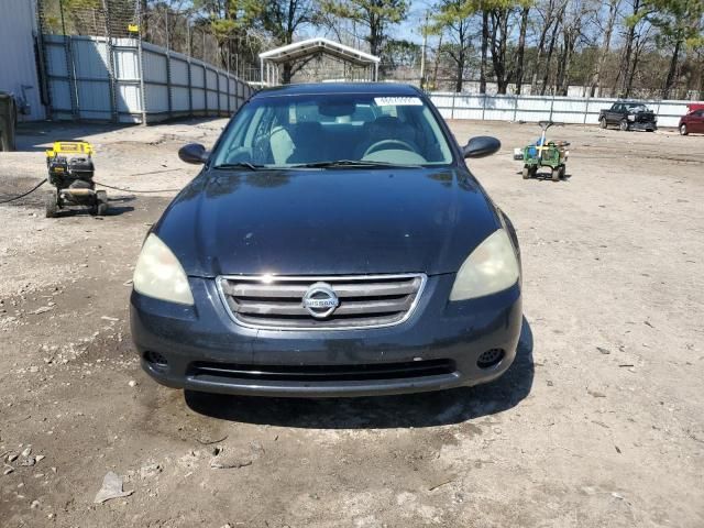 2004 Nissan Altima Base