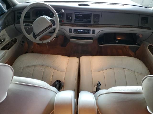 1996 Lincoln Town Car Executive