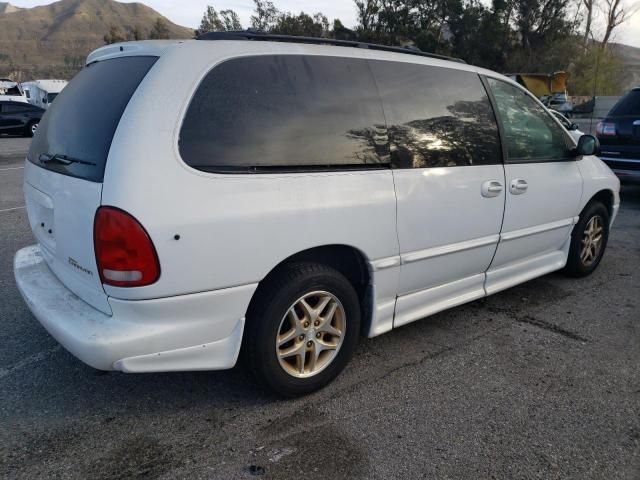 1998 Dodge Grand Caravan LE