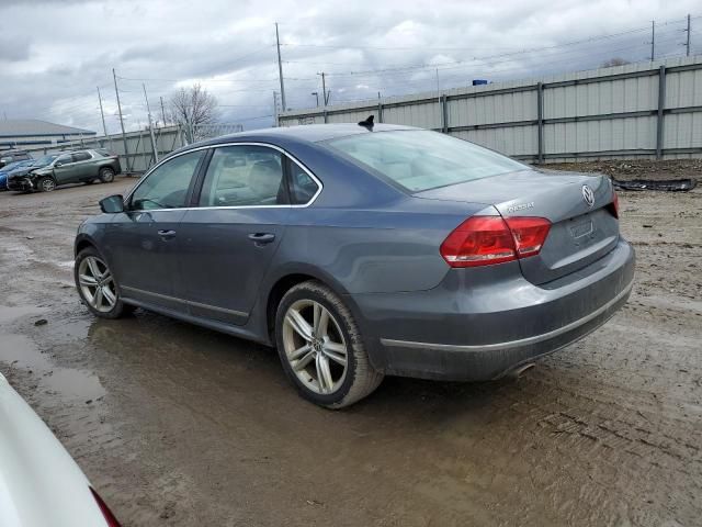 2013 Volkswagen Passat SEL