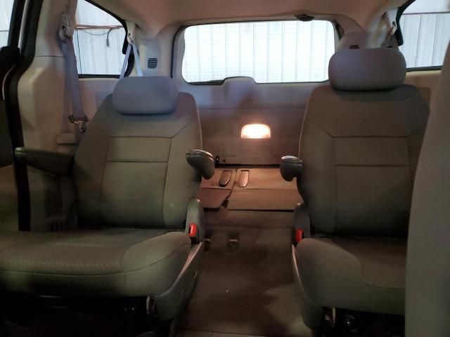 2010 Dodge Grand Caravan SE