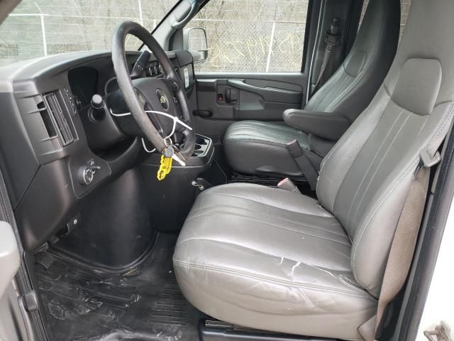 2013 Chevrolet Express G2500 LS