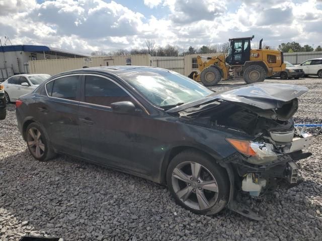 2013 Acura ILX 20 Tech