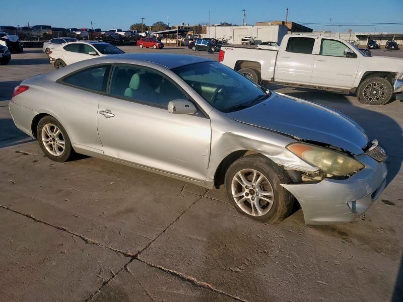 2005 Toyota Camry Solara SE