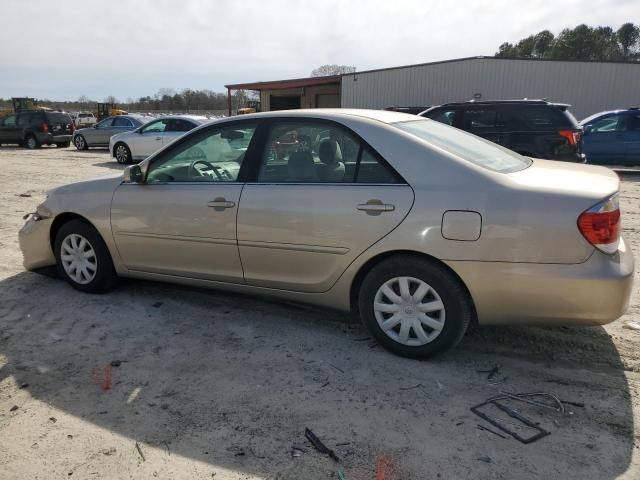 2005 Toyota Camry LE