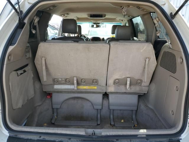 2006 Toyota Sienna XLE