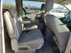 2009 Chrysler Town & Country LX