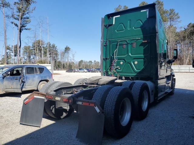 2017 Freightliner Cascadia 125