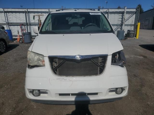 2008 Chrysler Town & Country Touring