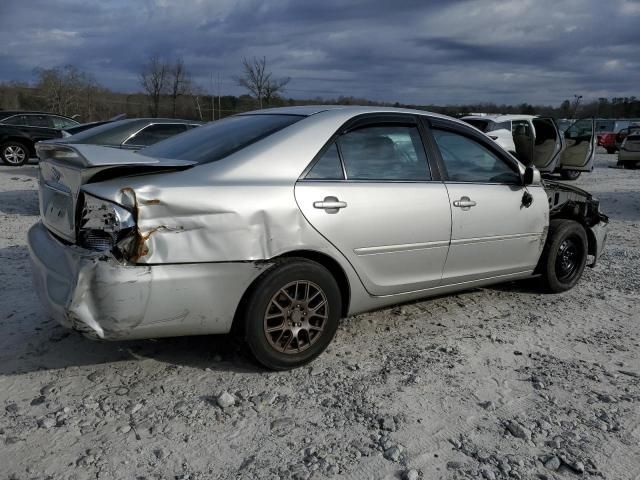 2004 Toyota Camry LE