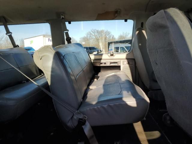 2007 Ford Econoline E350 Super Duty Wagon