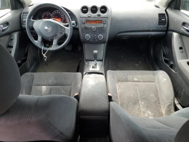 2010 Nissan Altima Base