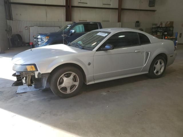 2004 Ford Mustang