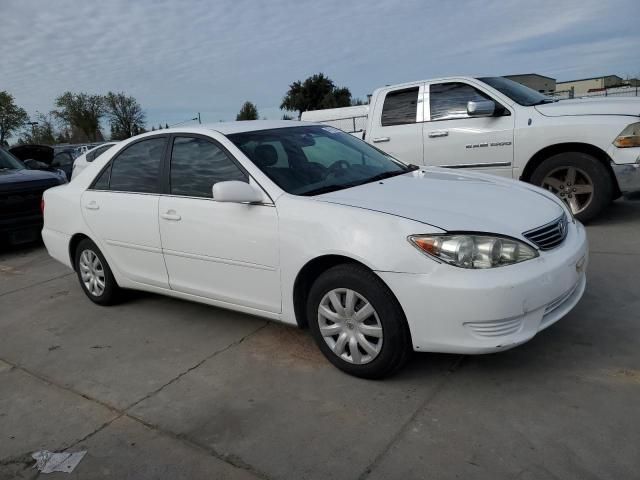 2005 Toyota Camry LE