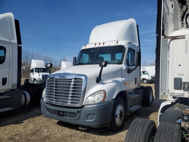 2016 Freightliner Cascadia 125